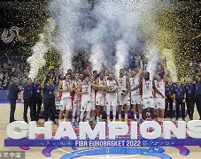 萨拉赫连续五场比赛得分超过赛事规则更新字母哥与40激战热火分钟，连对手都承认：迈阿密热火转会期回应争议的简单介绍