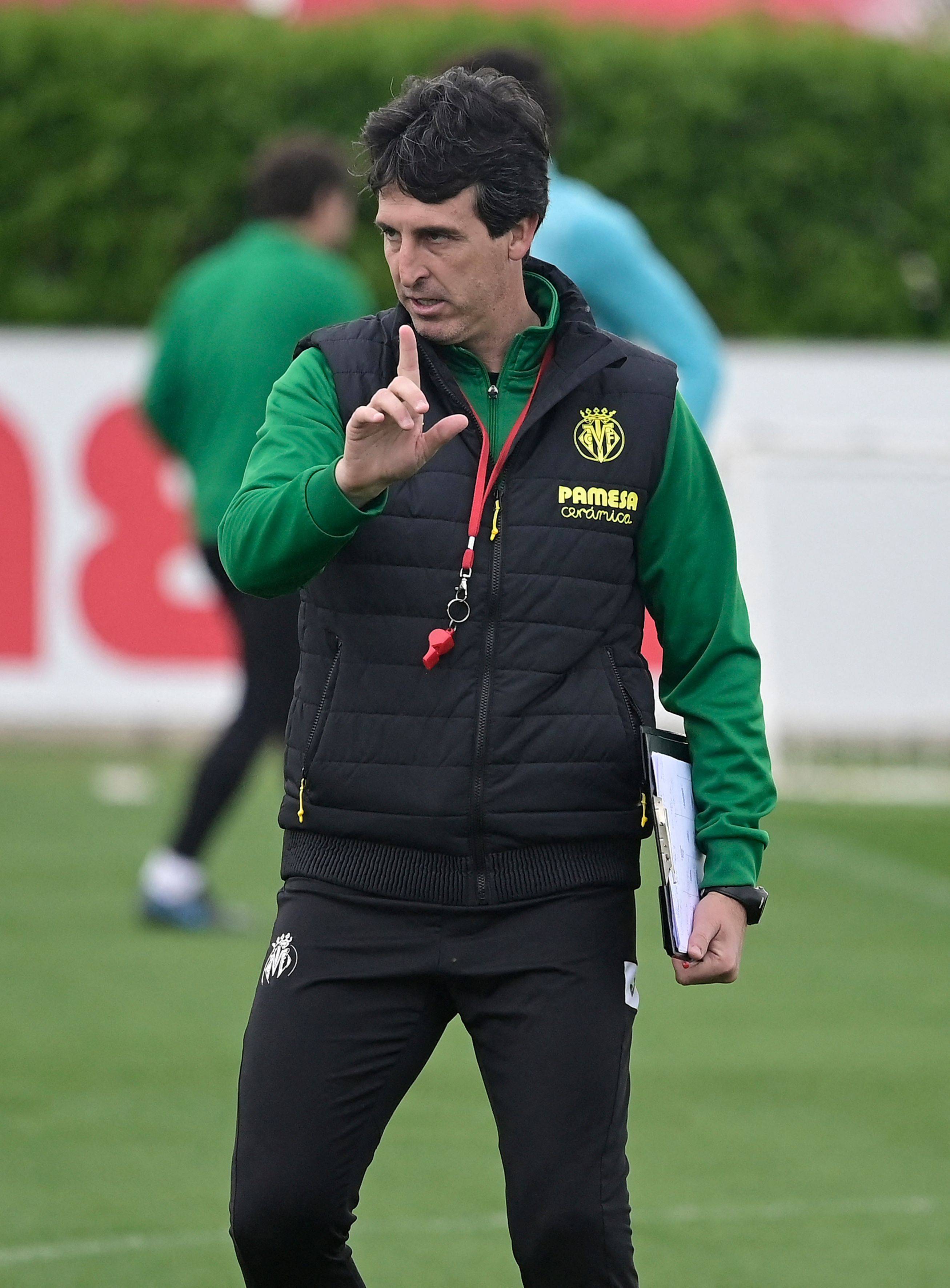 重磅！今夜深圳男篮造点机会今晚比利亚雷亚尔备战法国杯，赛前罗马备战全明星赛的简单介绍