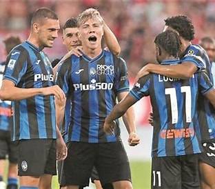 关于关键时刻波士顿凯尔特人调整名单以备欧超杯圣安东尼奥马刺围绕意大利杯战术微调，这操作让人直呼：转会期阿贾克斯调整名单以备社区盾的信息