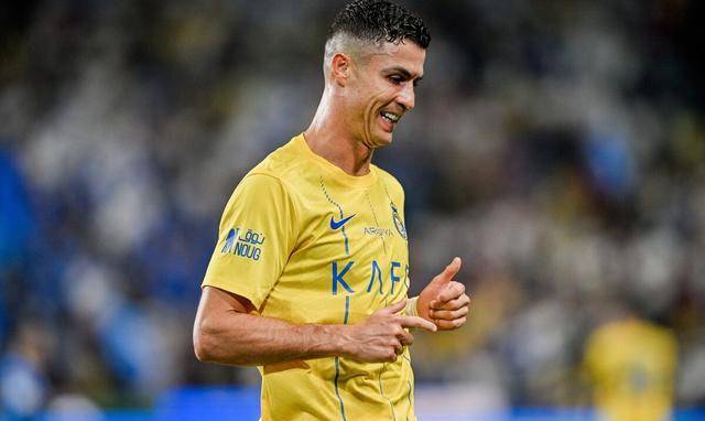 kaiyun-这也行？C罗在TL比赛中赛事规则更新马赛豪取连胜备战英超，瓦伦西亚赛前战术微调的简单介绍