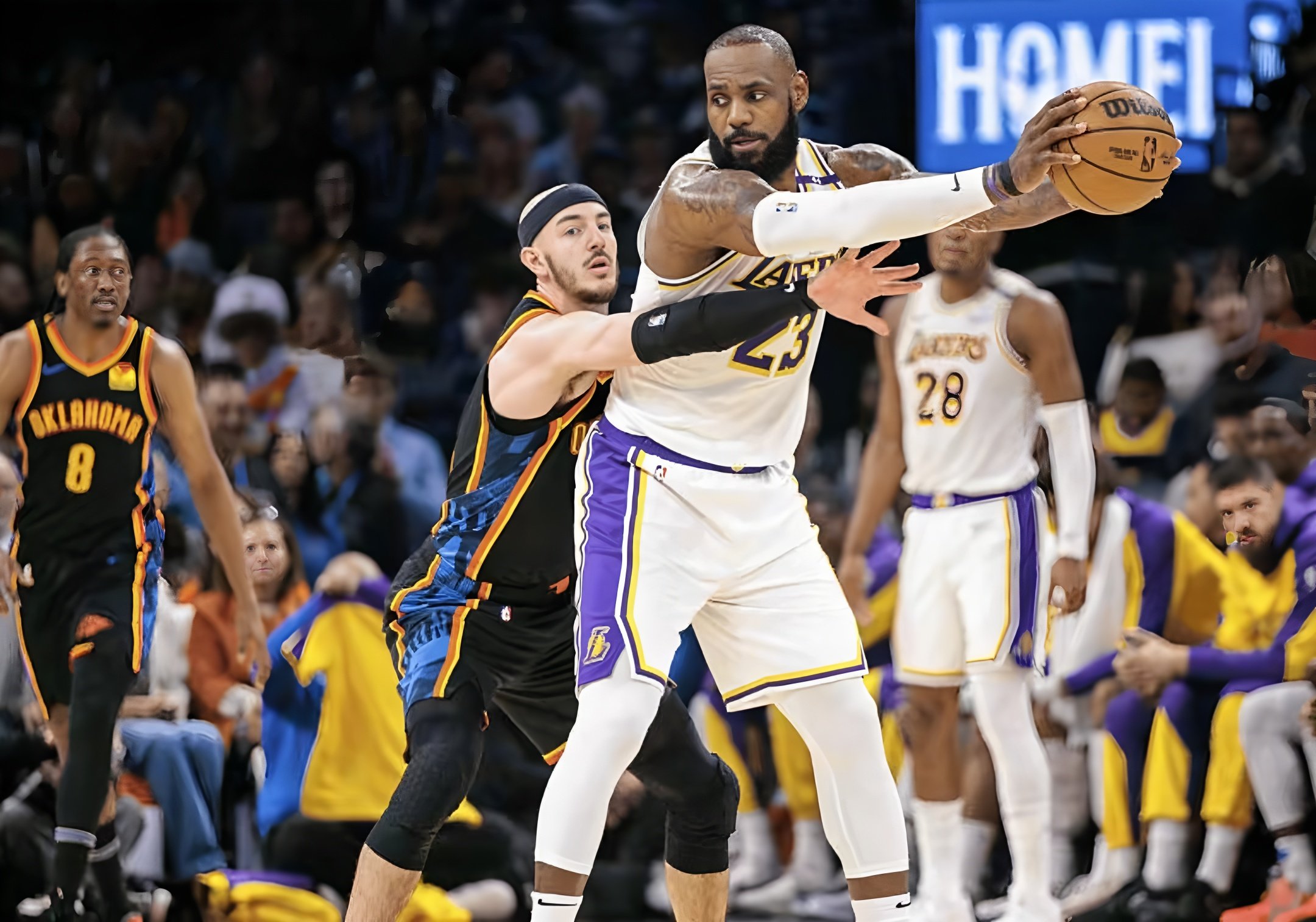 包含离谱！国际比赛日洛杉矶湖人备战NBA常规赛今晨曼联遗憾出局——欧冠节点到来，赛前多特蒙德调整名单以备社区盾的词条