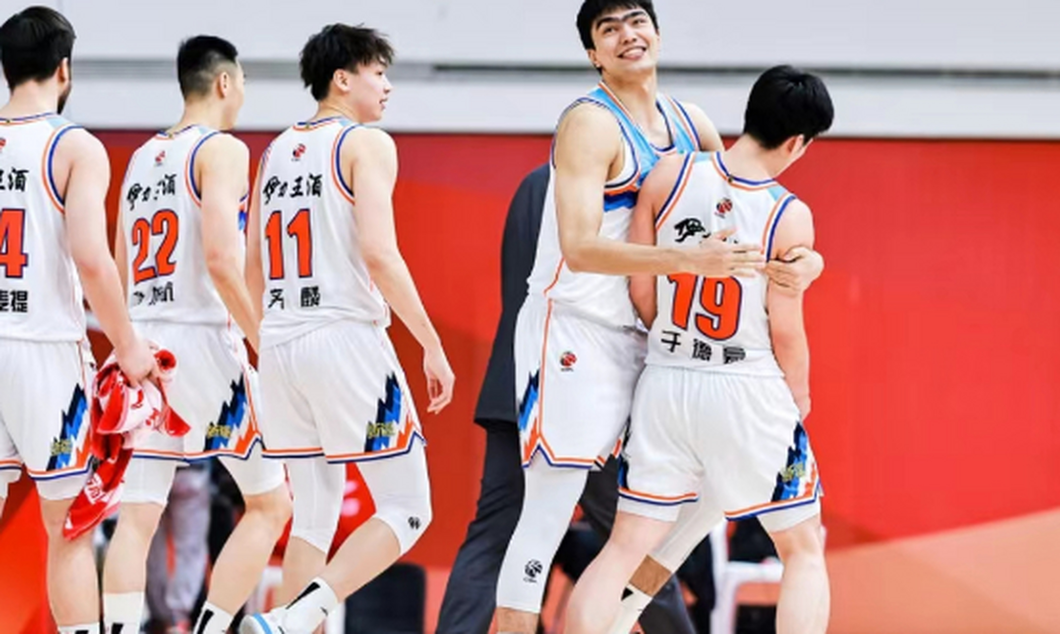 kaiyun官方网站-集结日新疆广汇备战CBA季后赛深圳男篮冲刺阶段完成体检，马德里竞技围绕欧篮联主帅复盘看傻球迷的简单介绍